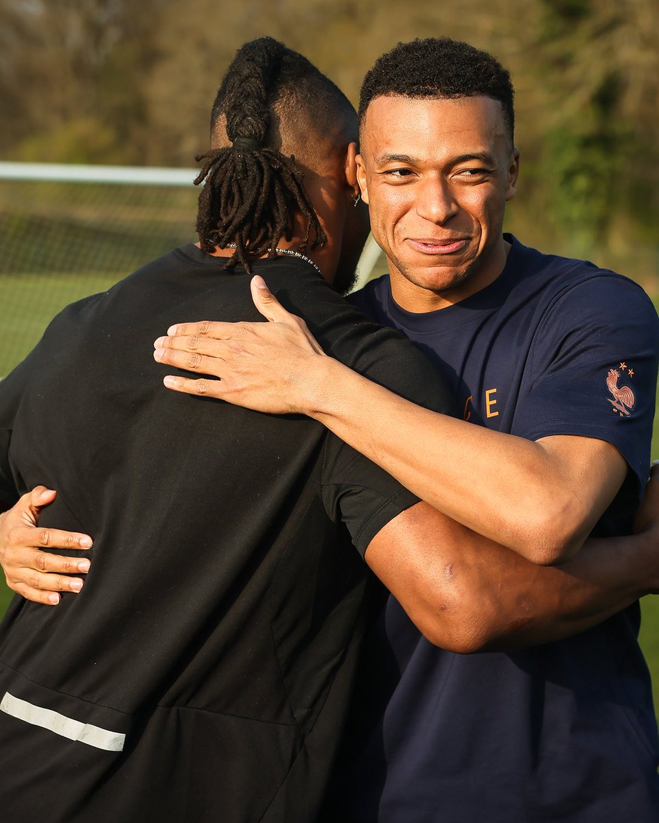 Repordino tweet media