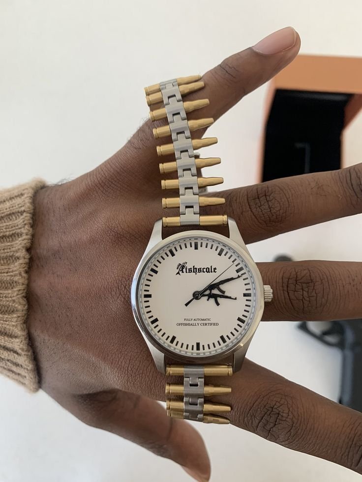 "Eran solo pibes idealistas que querían un mejor pais"

El reloj que tenia el montonero mas piola: