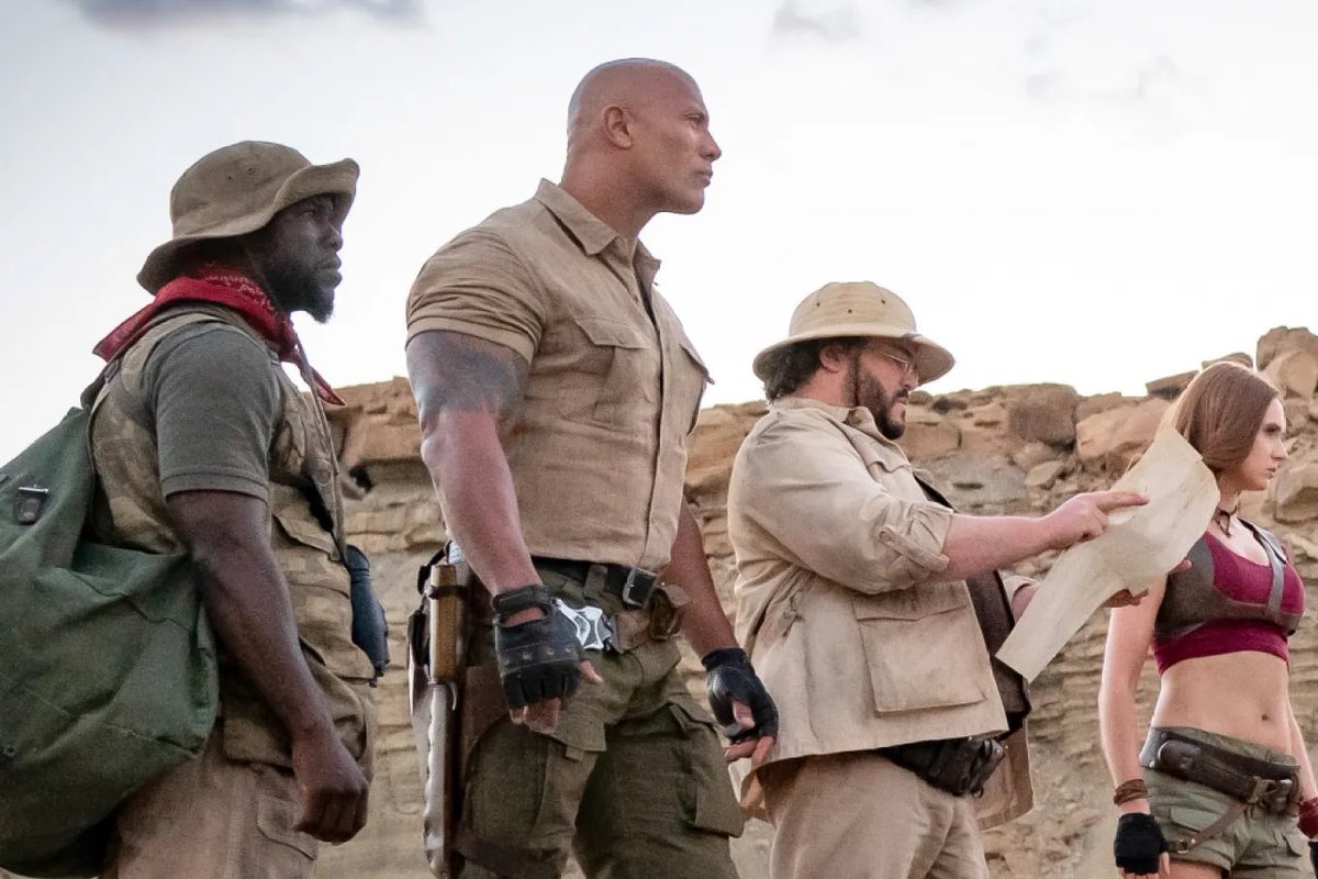 The Hollywood Handle tweet media