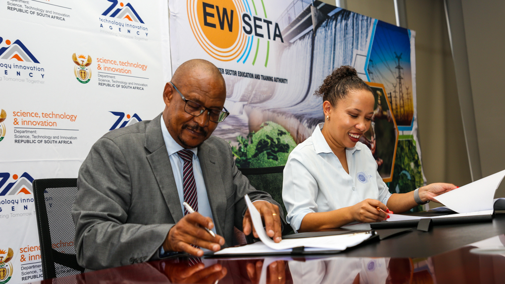 TIAORGZA tweet media