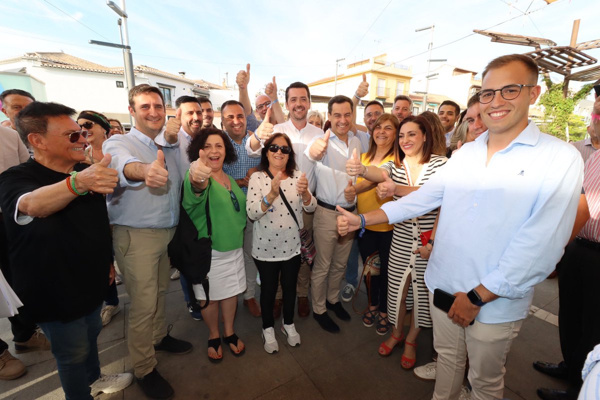 ammembrilla's tweet photo. En #Armilla lo tenemos claro:

@JuanMa_Moreno es el Presidente que #Andalucía necesita

🟢⚪️🟢 https://t.co/yzjfd9v7qP