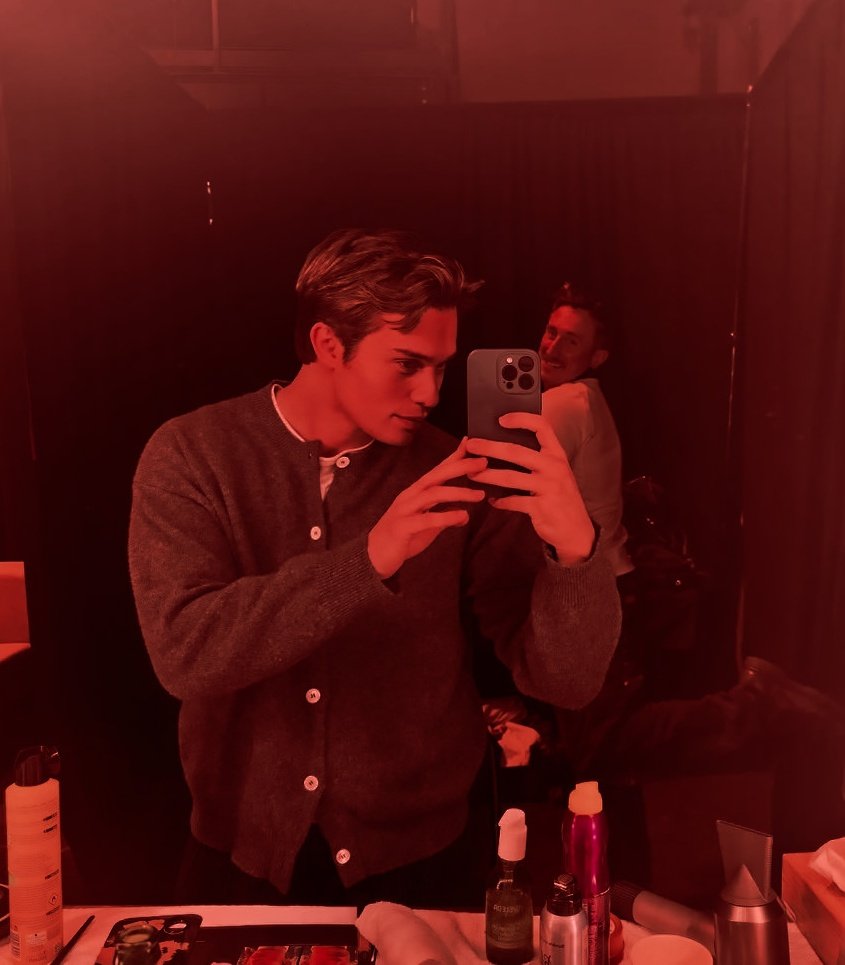 𝐊𝐀𝐑𝐓 𝐙𝐎𝐑-𝐄𝐋 tweet media