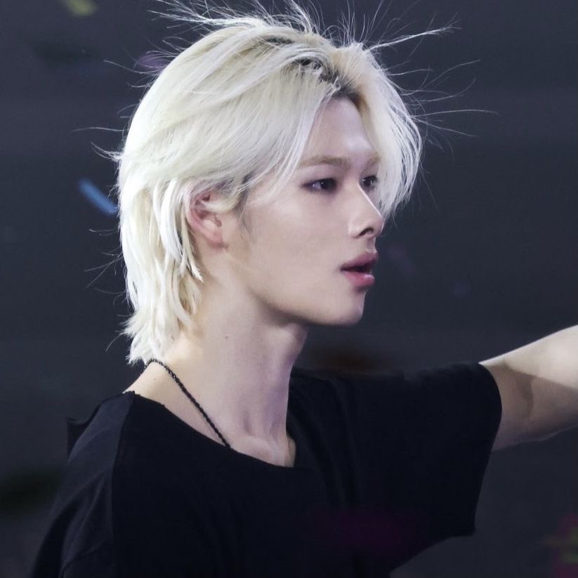 Ninimoles tweet media