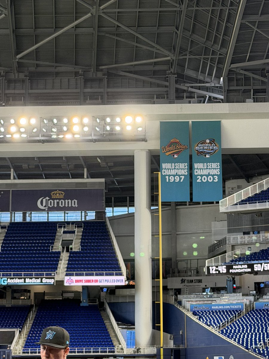 Isaac Azout tweet media