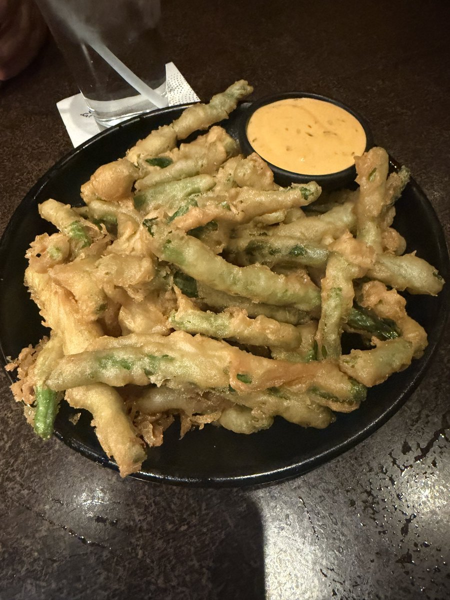 trav_o's tweet photo. 💣 🔥 @PFChangs https://t.co/dcyXLmIUWd