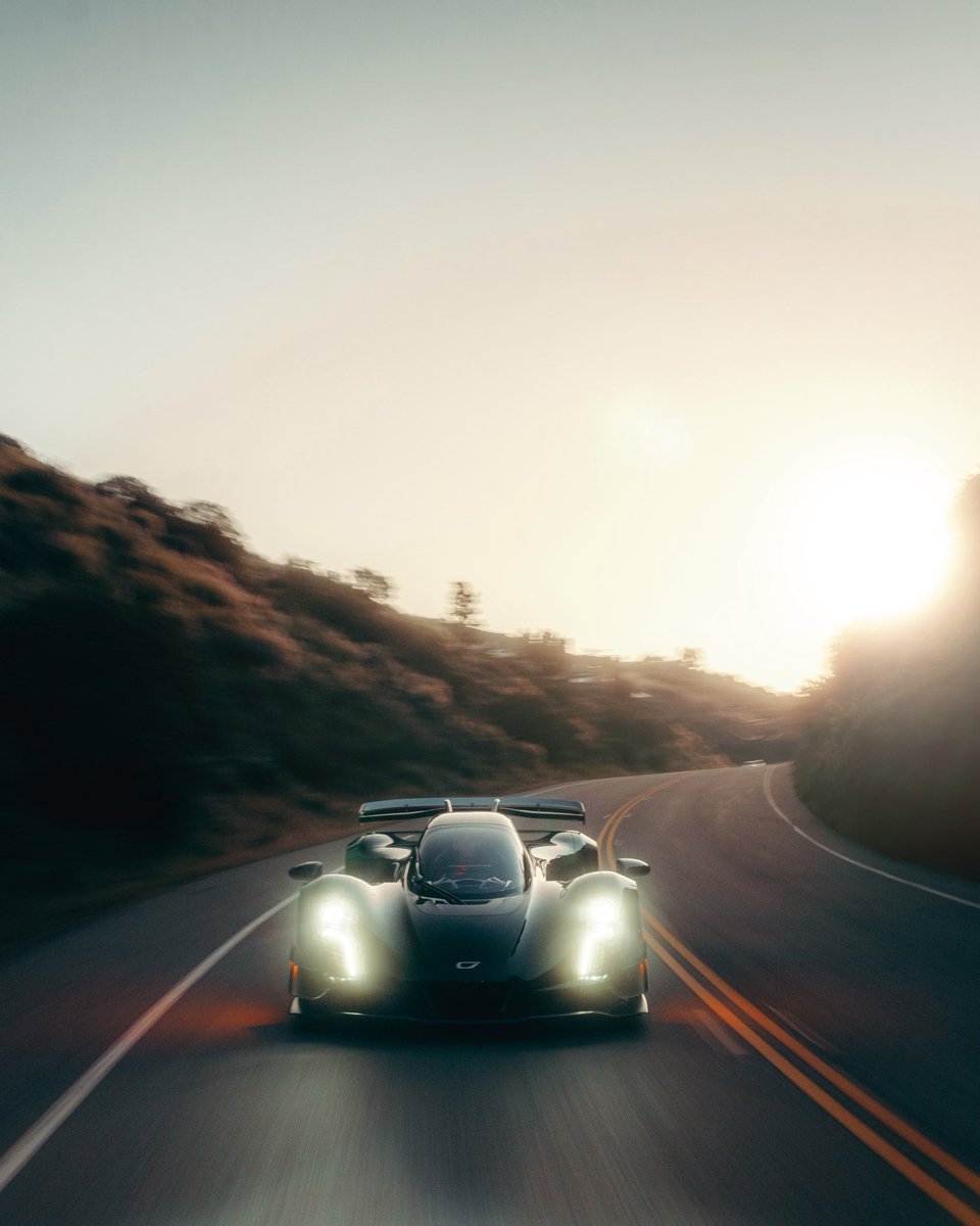 Czinger Vehicles tweet media