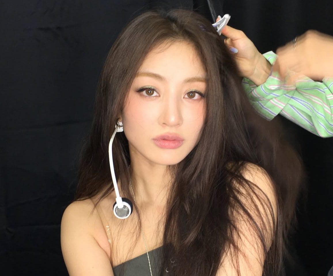 #1 jeonghyo kiss defender tweet media