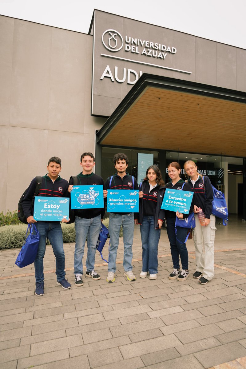 uazuay's tweet image. 🚀 ¡El viaje está en su mejor momento!

😀 🎒 El segundo día de nuestra casa abierta #UDAadventure2026 ha sido increíble. Pasillos llenos, mentes curiosas y muchas #metas por cumplir. 🧐 Si te lo perdiste hoy, mañana 25 de marzo cerramos con broche de oro y también pueden venir