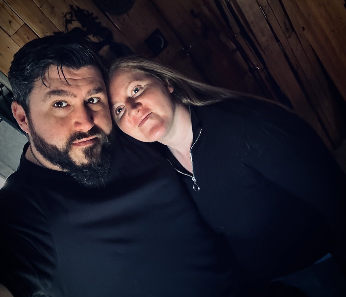 SBCouple tweet media