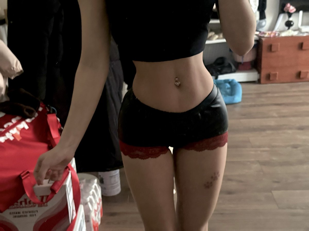 甜妹打桩机 tweet media