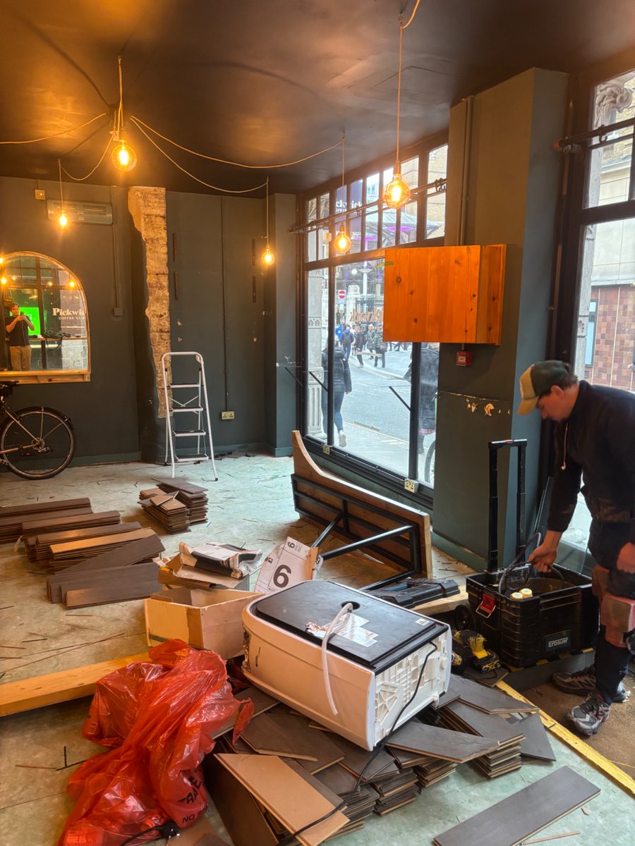 eustontap's tweet photo. And we are away.  Liverpool Station in just 6 weeks. https://t.co/SuPG3u1Dbt