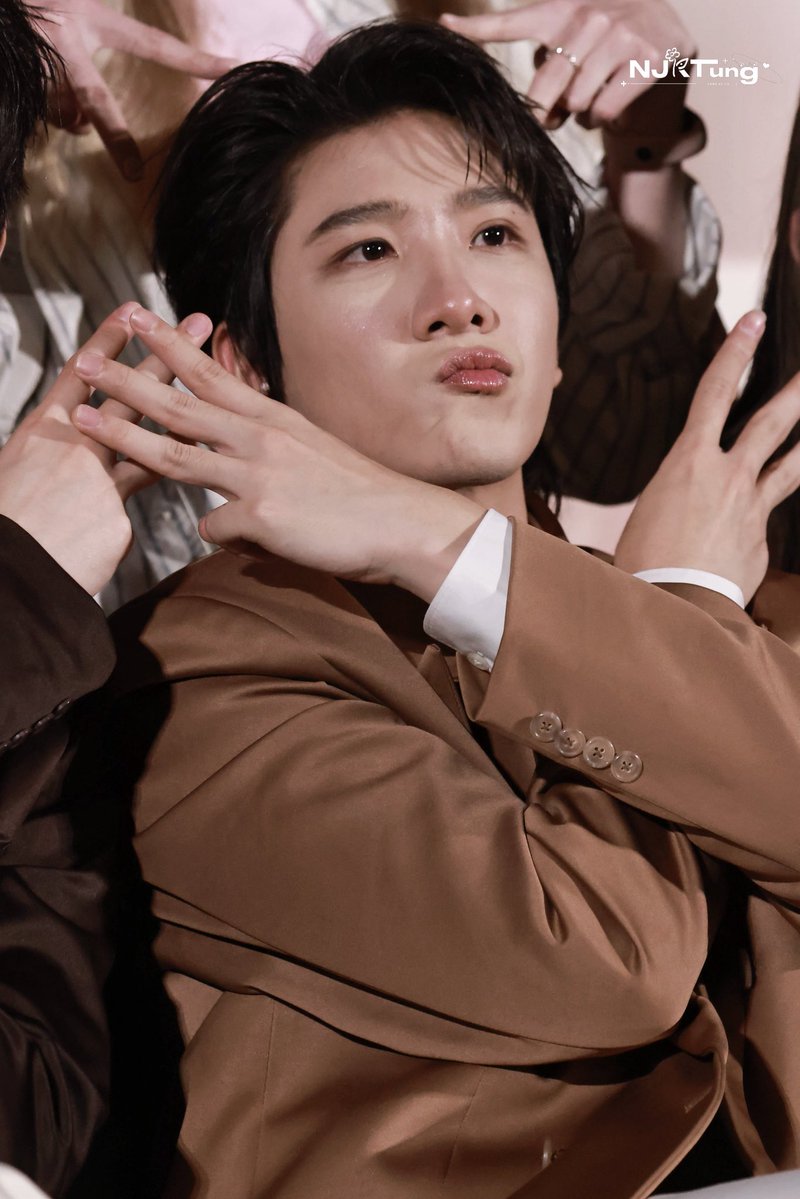 NJKTung🌻 tweet media