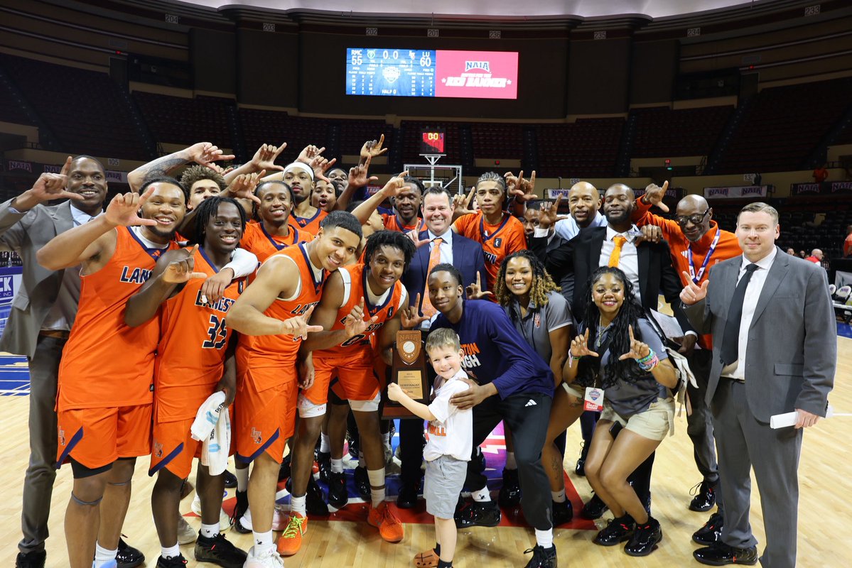 Small College Hoops tweet media