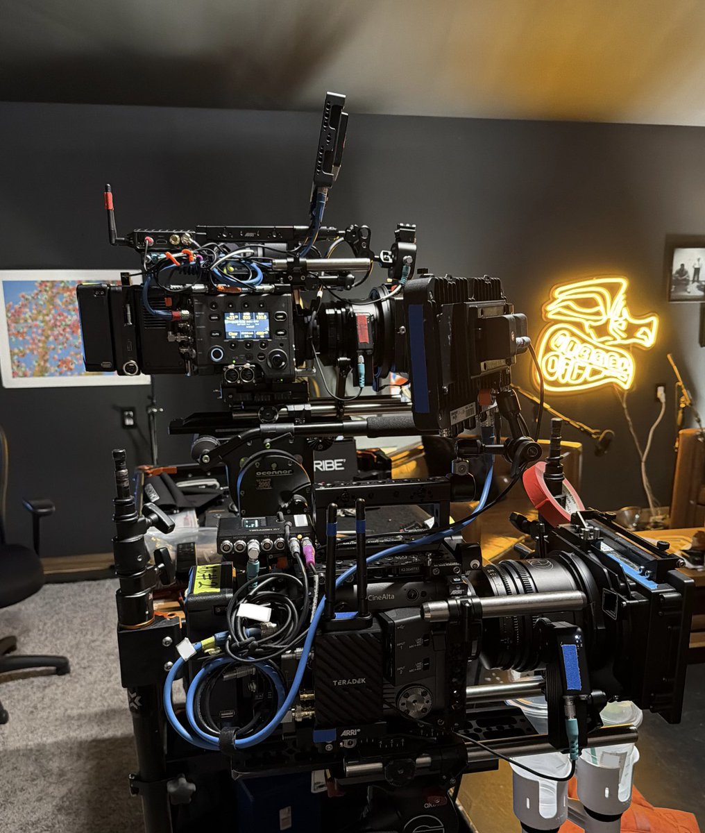 Hunter Weiss tweet media