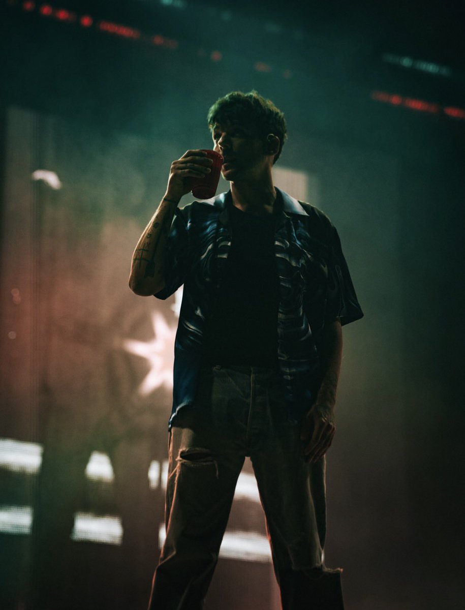 King Updates tweet media