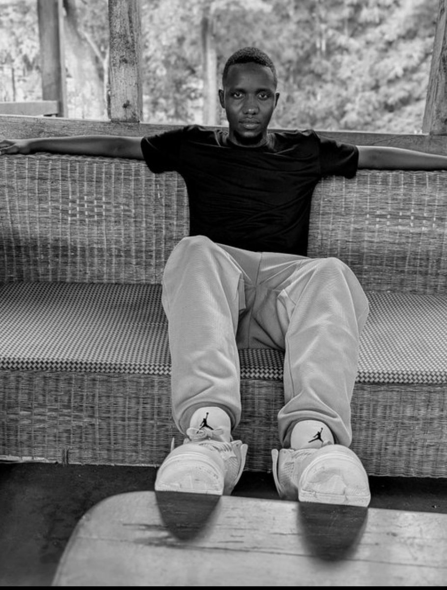 certified AC's side chick🇲🇼 tweet media