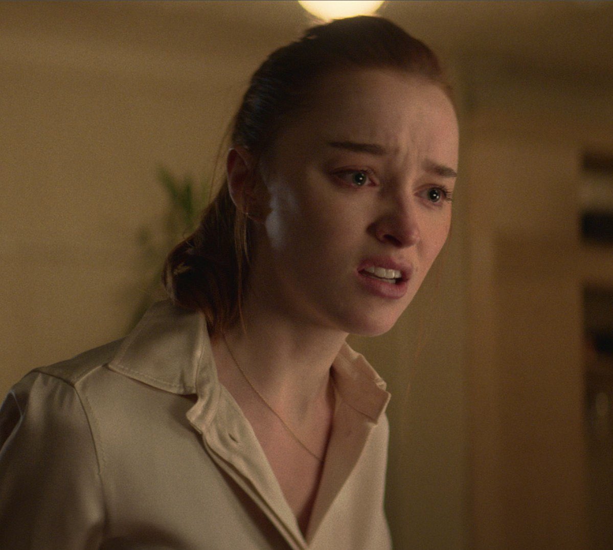 All about Phoebe Dynevor tweet media