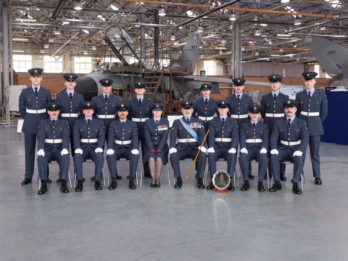 RAF_Cosford's tweet image. Congratulations to the Aircraft Technician (Mechanical) apprentices who  graduated from No.1 SoTT on 24 March 26

Want to learn more about becoming an Aircraft Technician (Mechanical)?
👉 recruitment.raf.mod.uk/roles/roles-fi…

📸 @RAFPhotog 

#Cosford26 #Mechanical #Engineering #STEM