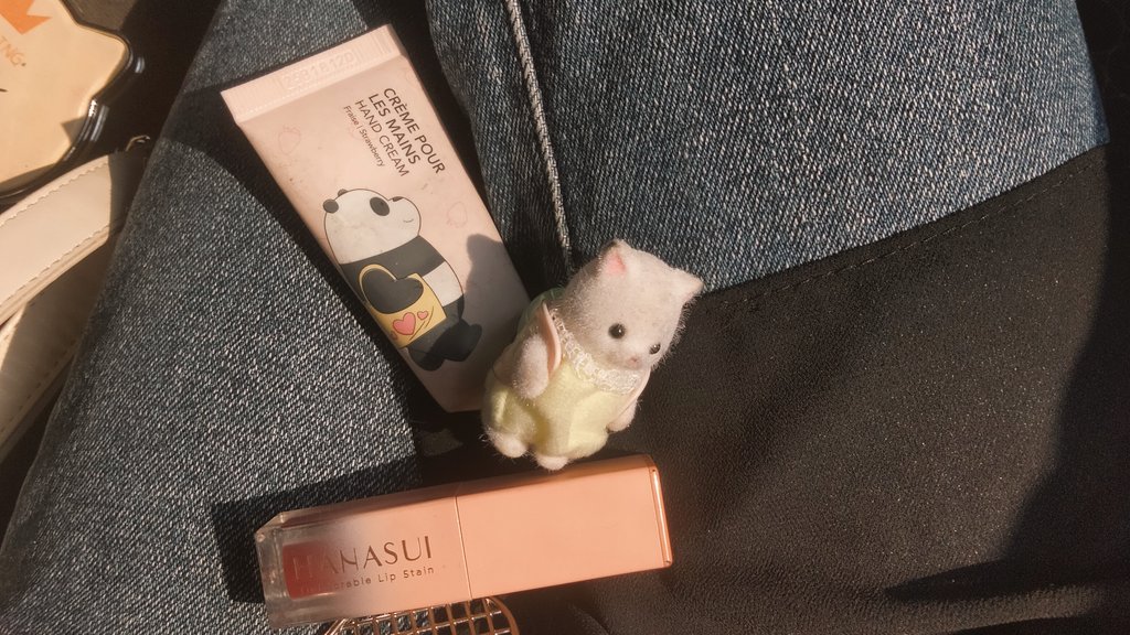 sha𝑒y 🧣 tweet media