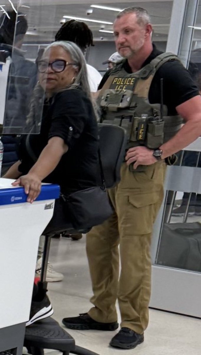 Melanie Hinds tweet media