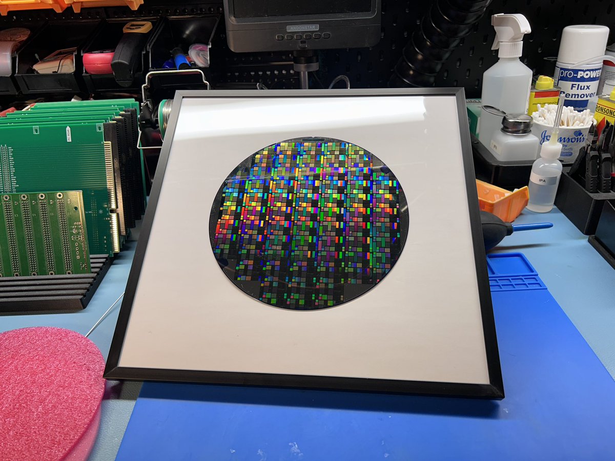 LegacyDevices_'s tweet photo. Thing of beauty, joy forever. Every #nerd should have this 8” silicone wafer from framed on the wall. #legacydevices https://t.co/iE1r5iCiF9
