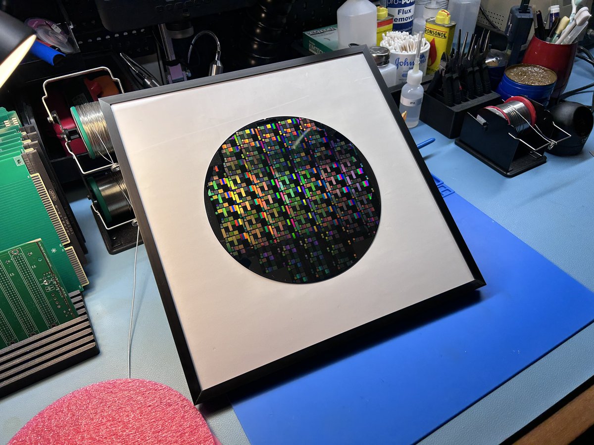 LegacyDevices_'s tweet photo. Thing of beauty, joy forever. Every #nerd should have this 8” silicone wafer from framed on the wall. #legacydevices https://t.co/iE1r5iCiF9