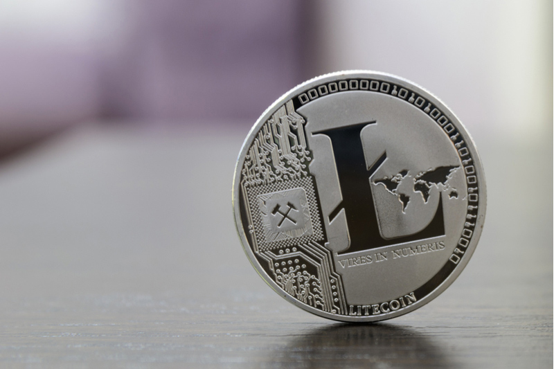 SantoXBT's tweet photo. One of the best things about $LTC is that it's not trying to reinvent everything

Litecoin is just doing payments really well

Fast, cheap, reliable and it’s been like that for years

Sometimes the simplest use case, ends up being the strongest one https://t.co/8dh7RhS1Wf