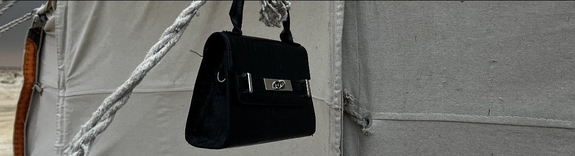 سَاره tweet media