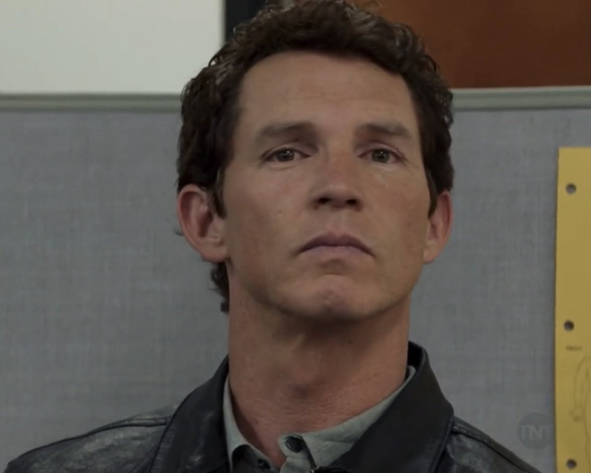 andrew | ak s6e13 tweet media