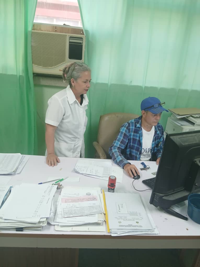 Realizo visita al Hospital Roberto Rodriguez de Moron, allí intercambio sobre algunas inquietudes relacionadas con el pago del salario de los trabajadores. #PorCubaJuntosCreamos