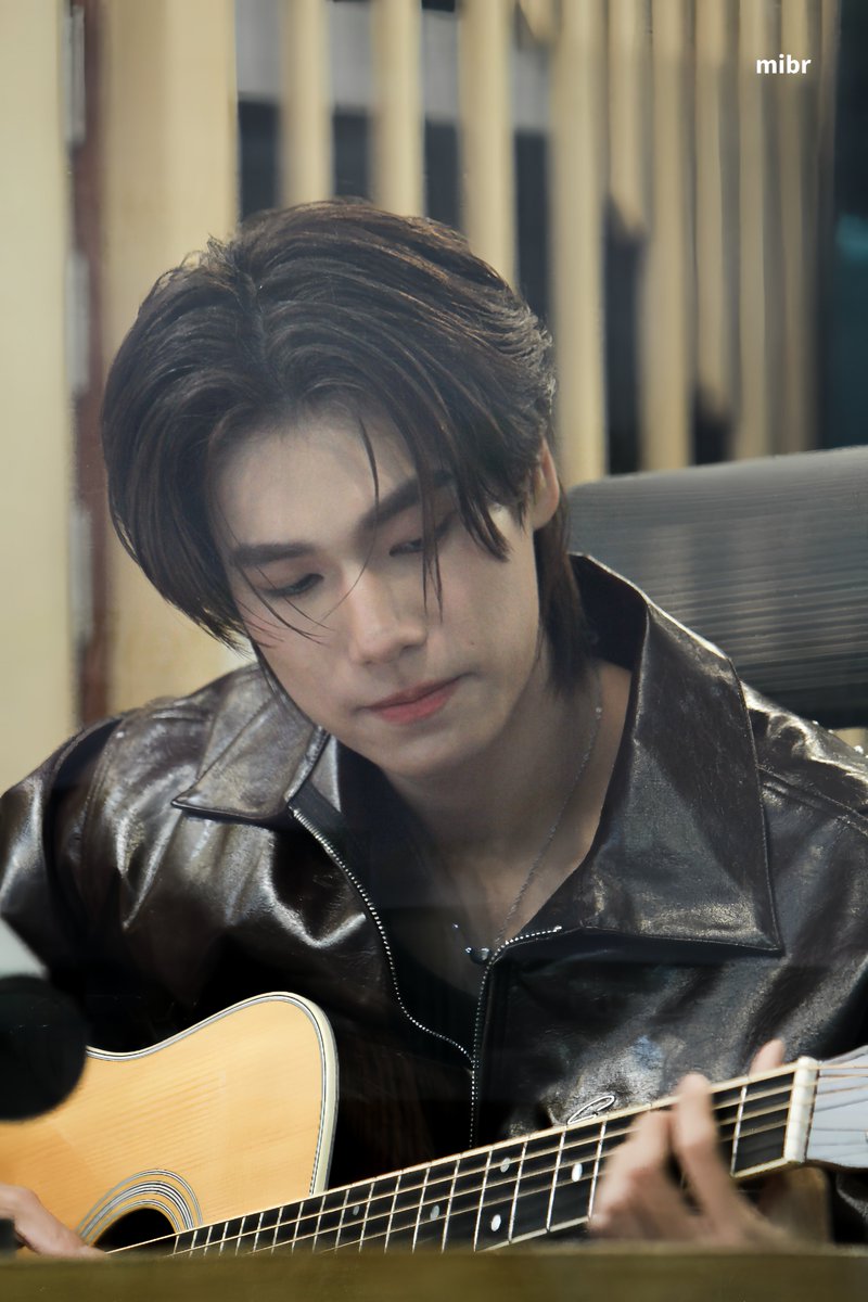 mibearry tweet media