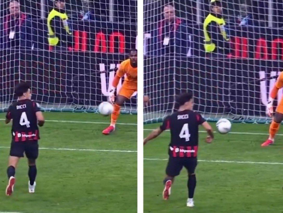 Sir Bertrand tweet media