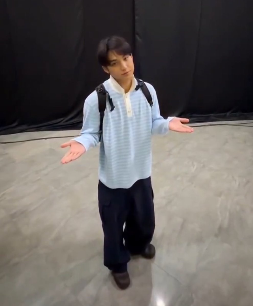 twix | 🛋️ tweet media