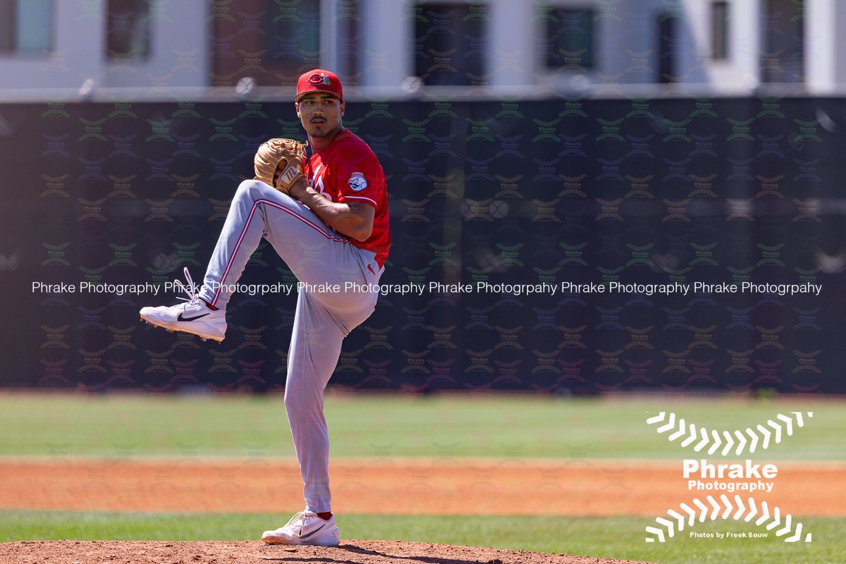 phrakephoto's tweet photo. Victor Diaz (60) RHP Reds UDFA 2024 @oviedo_baseball @vicdiaz5 @SSC_Baseball #reds #ATOBTTR #bigredmachine #redsbaseball #cincinnatireds #losroyos #redsmilb
@RedsInFour
@RedsOnTheRise
@RedsDaily4 https://t.co/0EfX3n3rAG