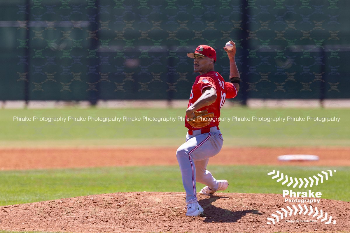 phrakephoto's tweet photo. Victor Diaz (60) RHP Reds UDFA 2024 @oviedo_baseball @vicdiaz5 @SSC_Baseball #reds #ATOBTTR #bigredmachine #redsbaseball #cincinnatireds #losroyos #redsmilb
@RedsInFour
@RedsOnTheRise
@RedsDaily4 https://t.co/0EfX3n3rAG