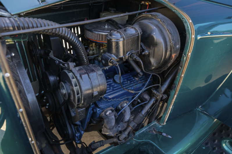 Mecum Auctions tweet media