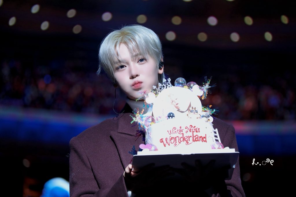 h•.ೀ tweet media