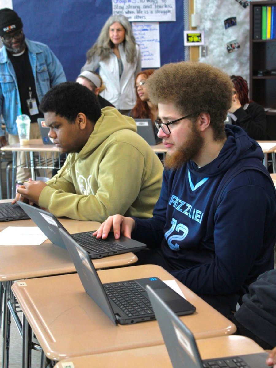 jreidindeed's tweet image. February Fully Charged in Kansas City ⚡️
Our students had the opportunity this week to work with Justin, ask questions, and test their knowledge on the code they’ve been learning! 💻

#jreidindeed #techeducation #fullycharged #fullychargedkc #youthempowerment