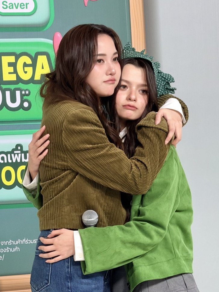 freenbeckfc's tweet photo. มัดแน่นกว่าข้าวต้มมัดก็เค้าสองคนแหละค้าบบ

GF MEGA GALE X FREENBECKY
#GrabFoodMegaGalexฟรีนเบคกี้
#ฟรีนเบค‌ #FreenBecky https://t.co/ggTM884KSU