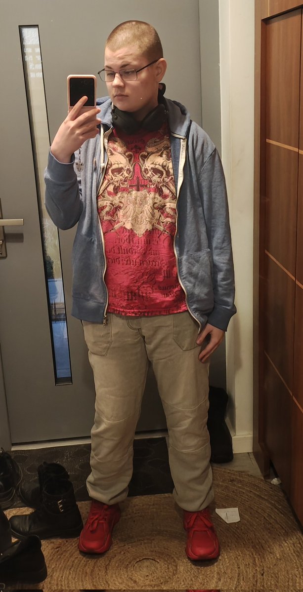 𝖙𝖜𝖎𝖓𝖐-𝖊𝖆𝖙𝖊𝖗 𝖆𝖑𝖊𝖐𝖘 5/40 tweet media