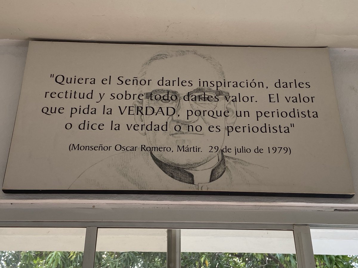 Carlos Martínez tweet media