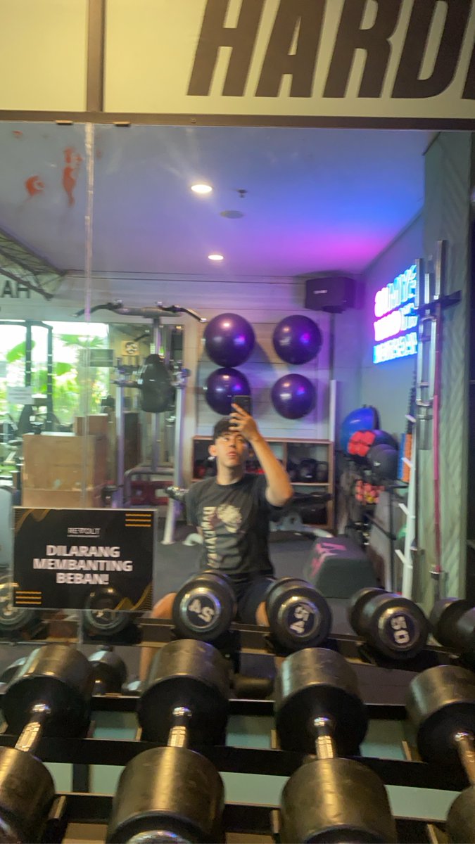 nak futsal²⁴ tweet media