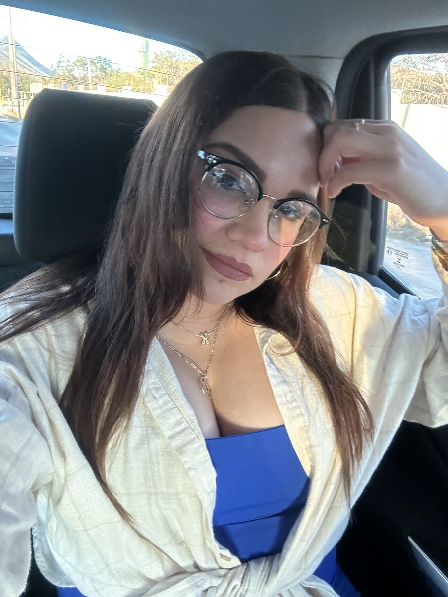 Katy 🦂 tweet media