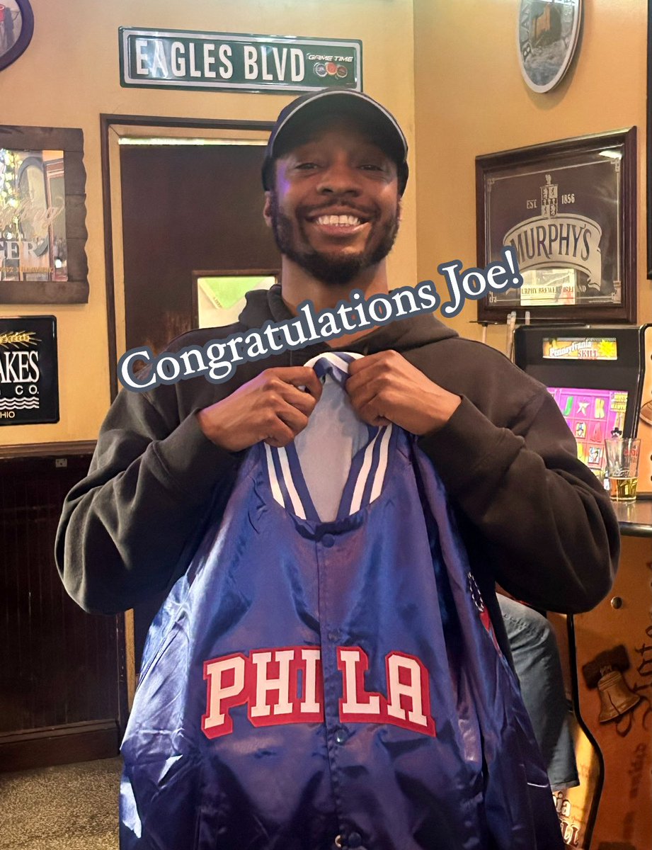 Blue Dog Pub tweet media