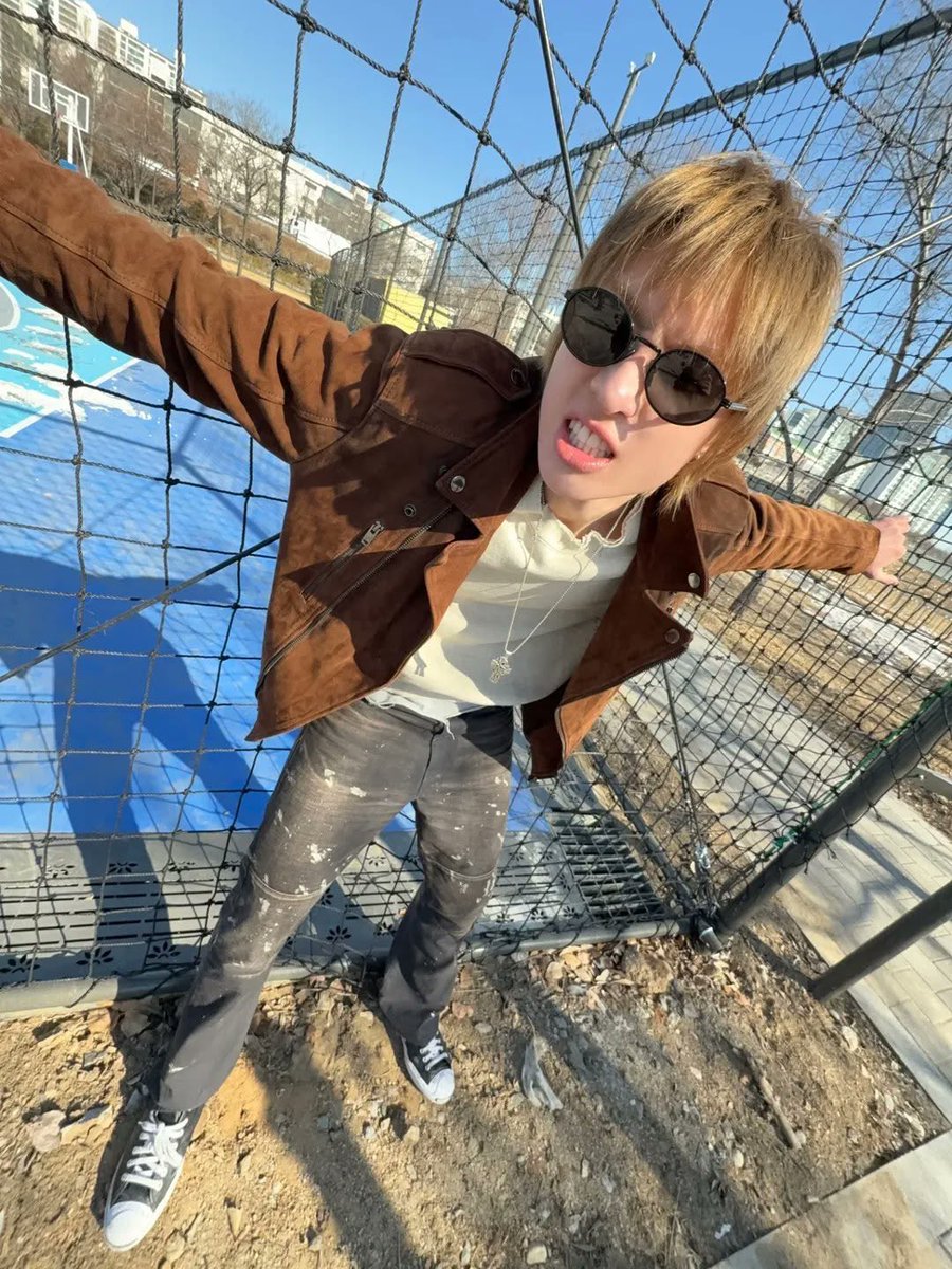 cash ˚⟡˖ ࣪ tweet media