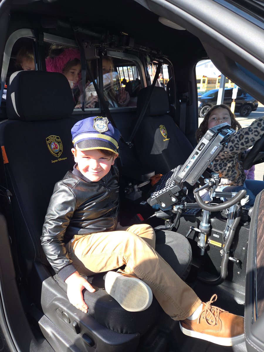 Trisha Costello tweet media