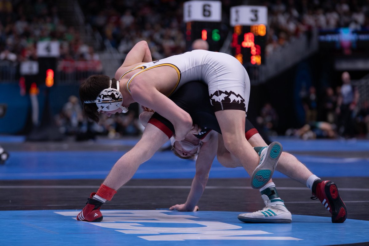 Wyoming Cowboy Wrestling tweet media