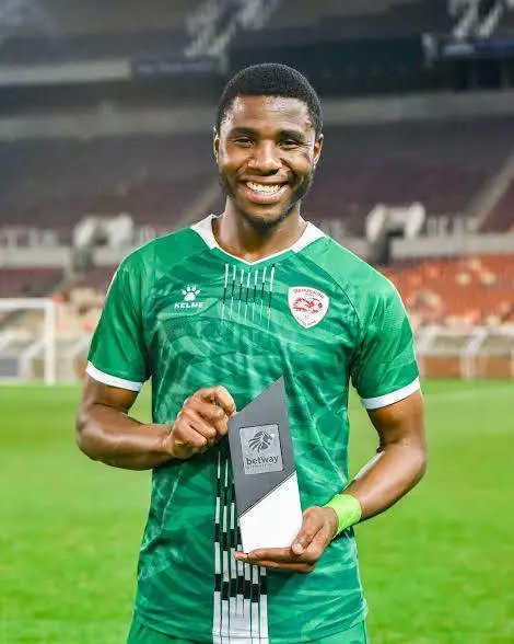 KHAIZAR✌️ tweet media