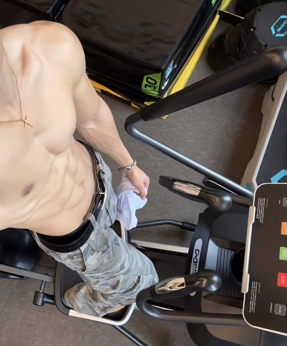 啊哈哈哈哈哈 tweet media