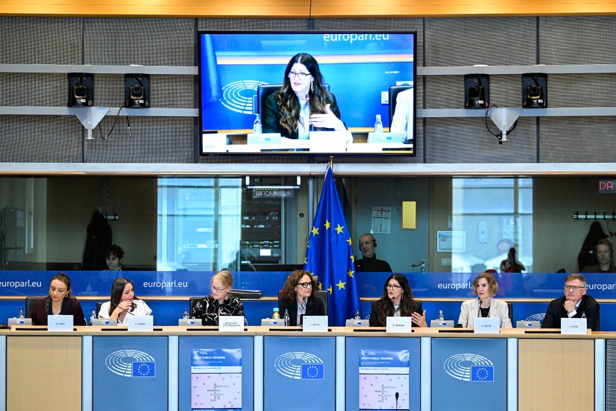 linagalvezmunoz's tweet photo. Histórico: 1ª audiencia sobre la menopausia en @Europarl_EN 🇪🇺🩺

La menopausia no es solo salud; debe ser una prioridad laboral, económica y social. Toca romper tabúes y garantizar políticas UE que protejan derechos y bienestar de las mujeres en todas sus etapas 💜 https://t.co/iHeue9esAW